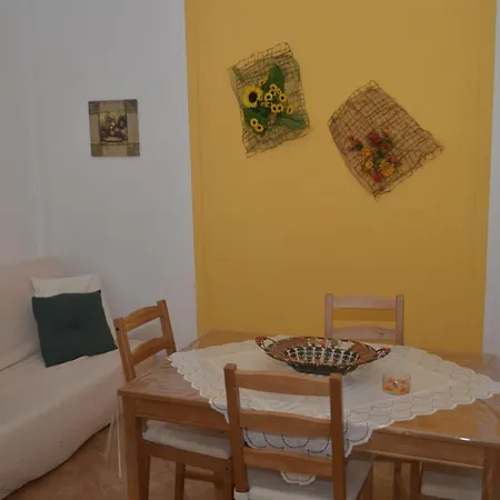 Alojamento de Acomodação e Pequeno-almoço Ansise Lido di Noto