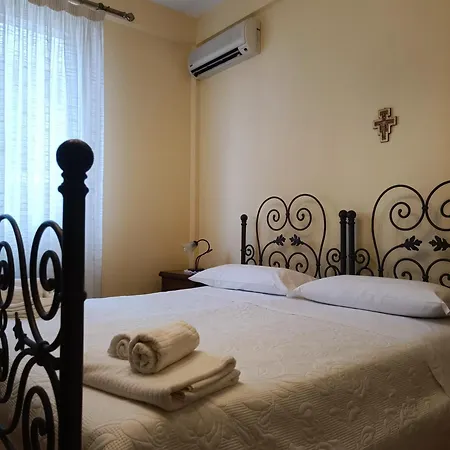 Ansise Bed & Breakfast 3*